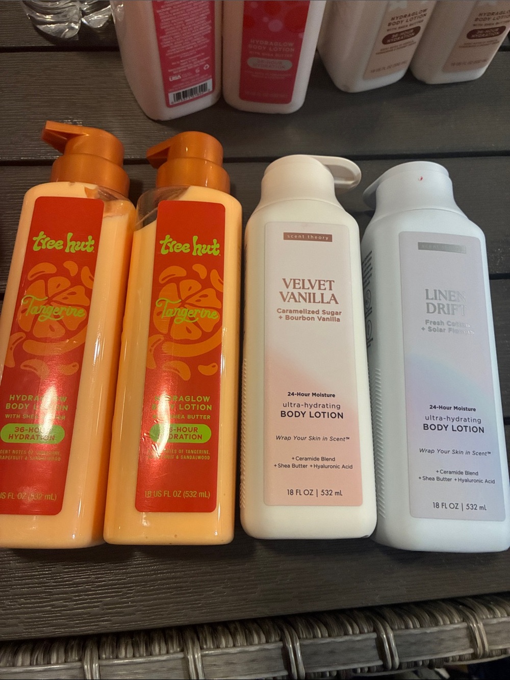 Tree Hut Tangerine Hydrating Body Lotion -
